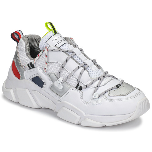 Schoenen Dames Lage sneakers Tommy Hilfiger CITY VOYAGER CHUNKY SNEAKER Wit