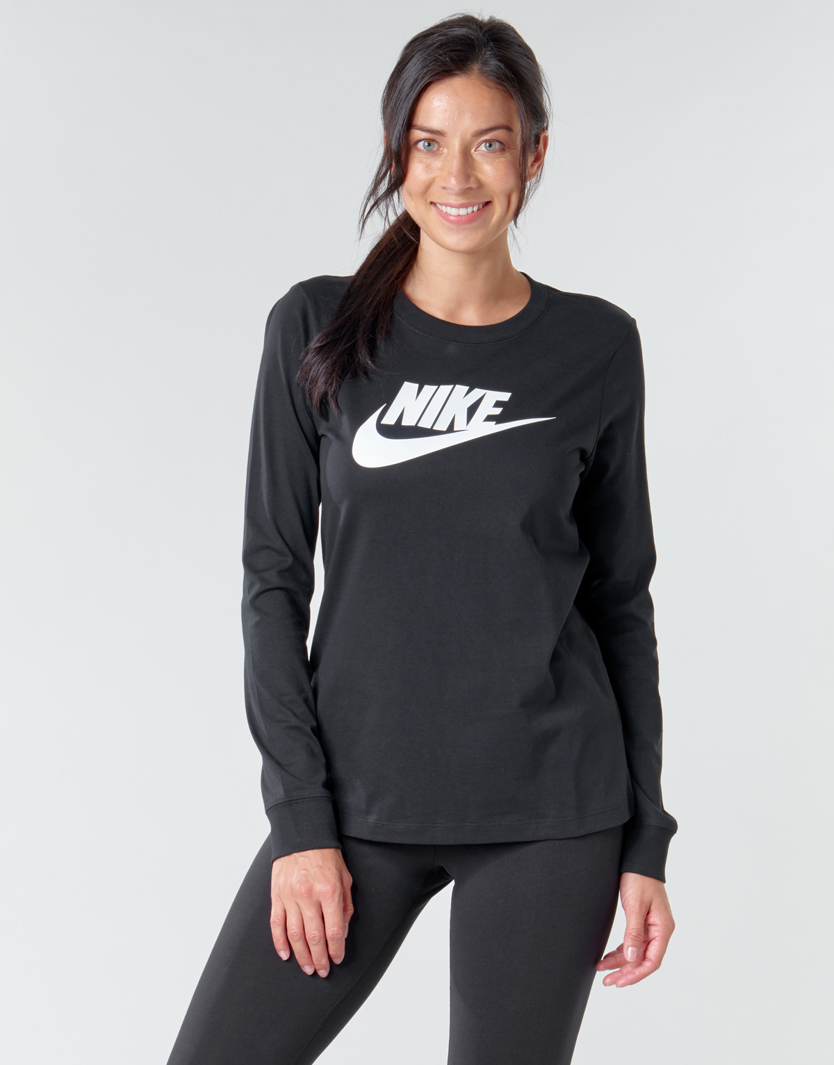 Textiel Dames T-shirts met lange mouwen Nike W NSW TEE ESSNTL LS ICON FTR Zwart