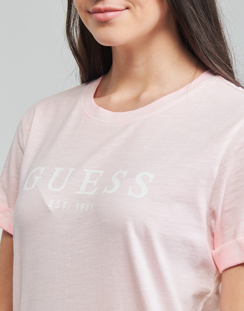 Guess ES SS GUESS 1981 ROLL CUFF TEE Roze