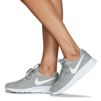 Nike Nike Tanjun Grijs