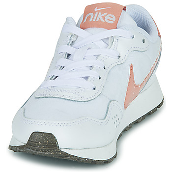 Nike Nike MD Valiant SE Wit / Oranje
