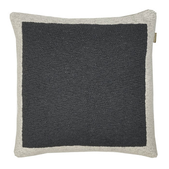 Wonen Kussens Malagoon Solid knitted poster cushion black Zwart