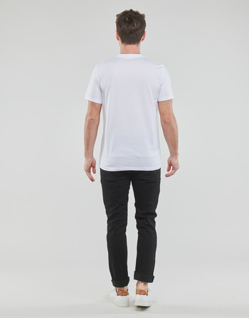 Fred Perry EMBROIDERED T-SHIRT Wit