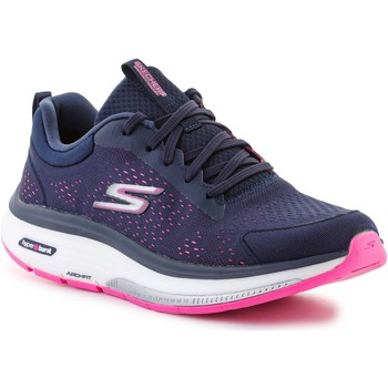 Schoenen Dames Lage sneakers Skechers GO WALK Workout Walker - Outpace 124933-NVHP Multicolour