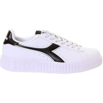 Schoenen Dames Sneakers Diadora GAME P STEP C0351 White/Black Zwart