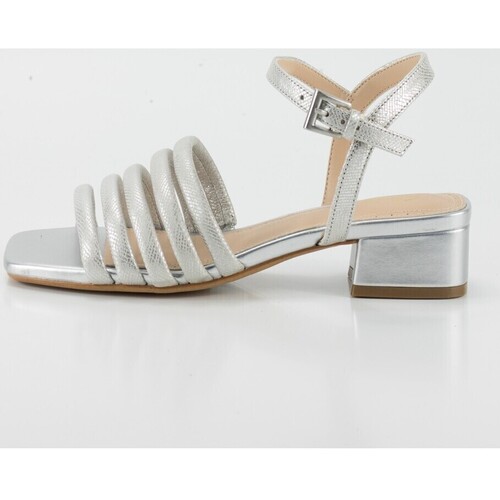 Schoenen Dames Sandalen / Open schoenen Clarks Sandalias  en color plata para señora Zilver