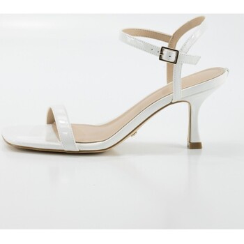 Schoenen Dames Sandalen / Open schoenen Guess Sandalias  en color blanco para señora Wit