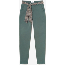 Textiel Dames Broeken / Pantalons Le Temps des Cerises Broek chino DYLI 4 Groen