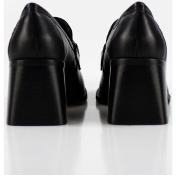 Carmela Zapatos  en color negro para Zwart