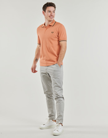 Fred Perry TWIN TIPPED FRED PERRY SHIRT Koraal