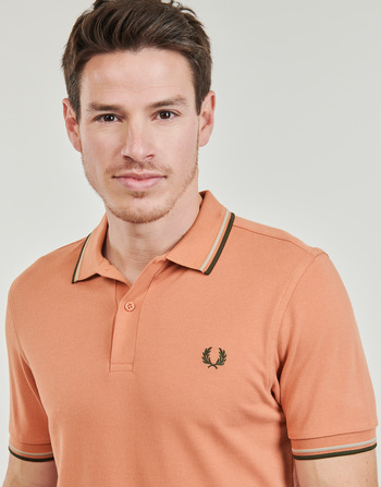 Fred Perry TWIN TIPPED FRED PERRY SHIRT Koraal