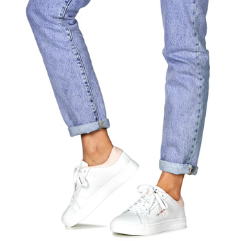 Calvin Klein Jeans CLASSIC CUPSOLE LOWLACEUP LTH Wit / Roze