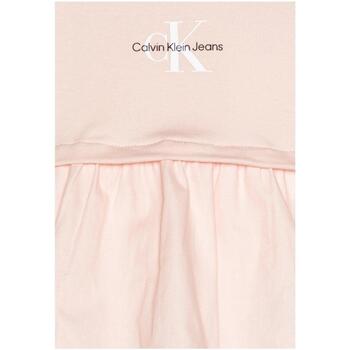 Calvin Klein Jeans  Roze