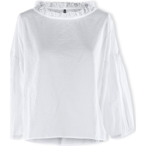 Textiel Dames Tops / Blousjes Wendykei T-Shirt 221153 - White Wit