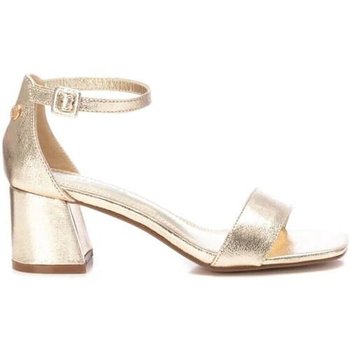 Schoenen Dames Sandalen / Open schoenen Refresh Sandalias  en color oro para Goud