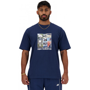 Textiel Heren T-shirts & Polo’s New Balance Hoops graphic t-shirt Blauw
