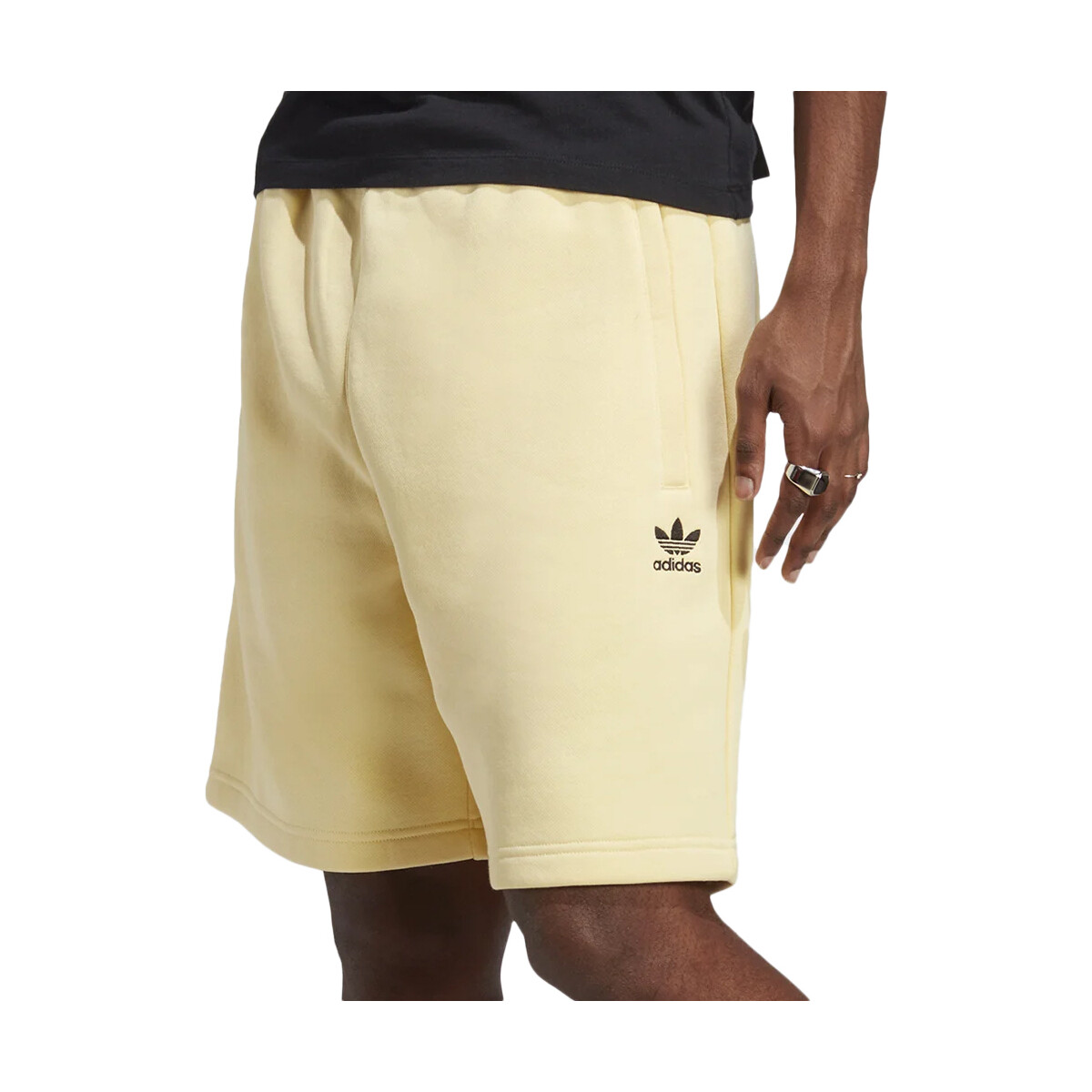 Textiel Heren Korte broeken / Bermuda's adidas Originals  Geel